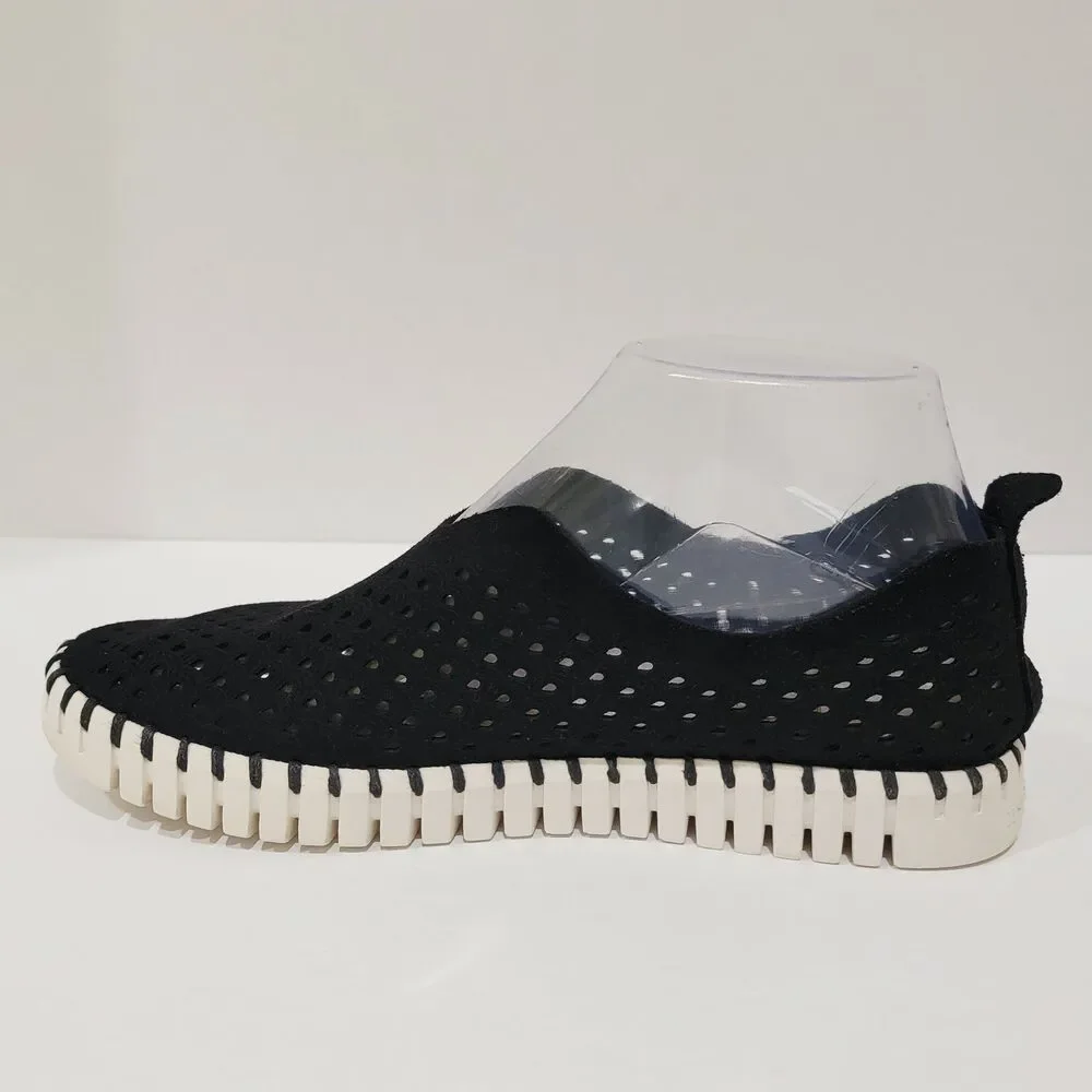 Ilse Jacobsen Tulip Slip On Shoes Womens Sz 36 US 6 Black White Perforated Flats